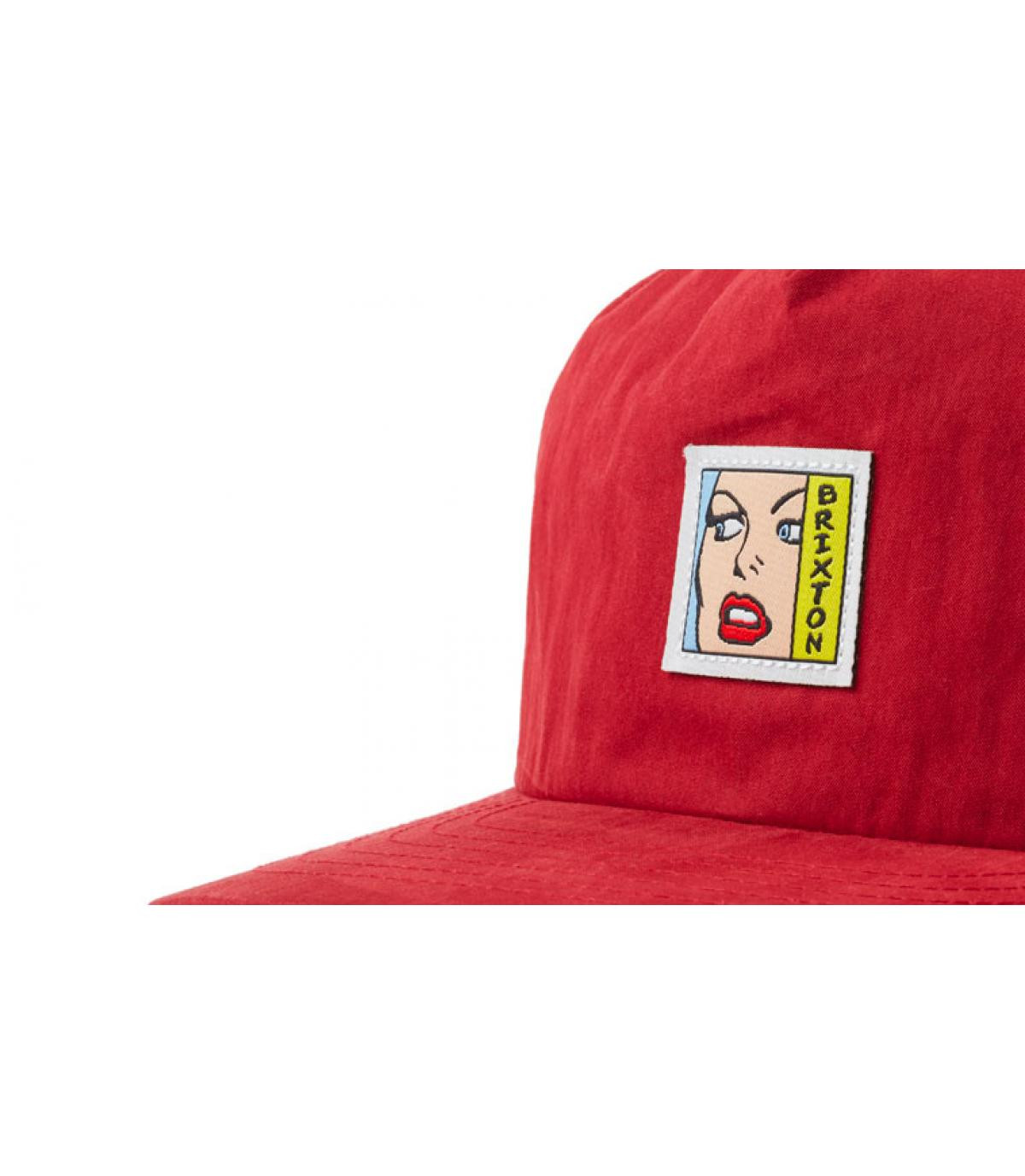 casquette rouge pin up